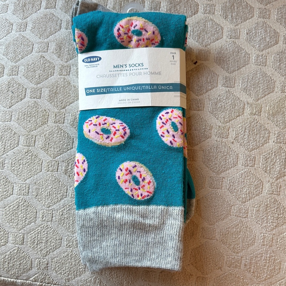 Old Navy Men's Teal and Gray Donut Socks
